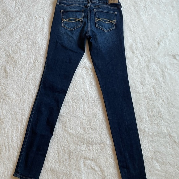 Cute abercrombie and fitch jeans - Picture 5 of 5